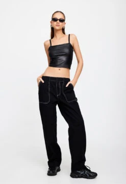 CLUELESS CAMI - ONYX -Lionessfashion Shop 01 02 23 LIONESS eCOMM MARCH MARCH 1472 48df64ca bb75 4279 b030 6b0f55be7efb