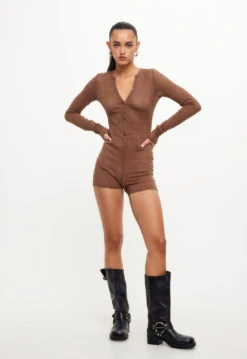 Lionessfashion Shop -Lionessfashion Shop 03 10 23 LIONESS eComm NOV RESHOOTS OCT 1504