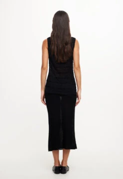 OLSEN VEST - ONYX -Lionessfashion Shop 04 10 23 LIONESS RESHOOTS STELLAVIDS RESHOOTS 165