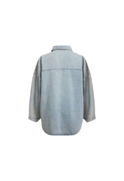 NYC BOYFRIEND SHIRT - LIGHT DENIM -Lionessfashion Shop 06 03 23 LIONESS MARCH GM MARCH GM 029