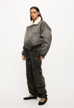 CARLA PUFFER JACKET - ASH -Lionessfashion Shop 12 07 23 LIONESS eCOMM ReSHOOTS Robbie RESHOOTS 725