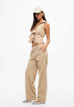 ALLURE PANT - TAUPE -Lionessfashion Shop 15 05 23 LIONESS eCOMM JUNE JUNE 179 c301451e 9438 44ff 8f14 8b55e416dbd6