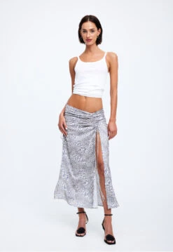 LE PARIS MIDI SKIRT - LEOPARD -Lionessfashion Shop 19 12 22 LIONESS eCOMM FEB FEB 1221