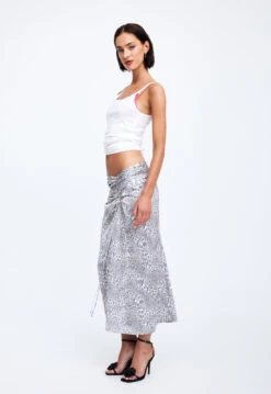 LE PARIS MIDI SKIRT - LEOPARD -Lionessfashion Shop 19 12 22 LIONESS eCOMM FEB FEB 1233