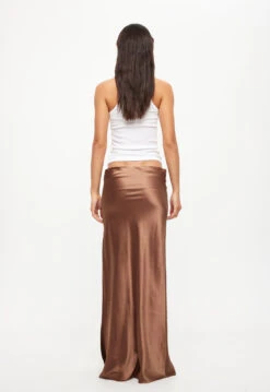 DEVON MAXI SKIRT - RUSSET -Lionessfashion Shop 24 05 23 LIONESS ReShoots Roberta Reshoots 1048