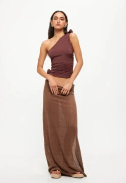 GHAURI MAXI SKIRT - CHESTNUT -Lionessfashion Shop 24 05 23 LIONESS ReShoots Roberta Reshoots 1185
