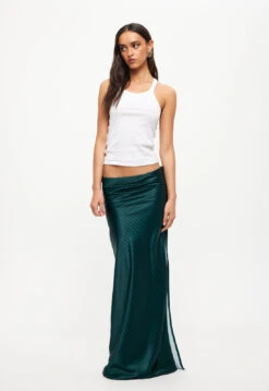 DEVON MAXI SKIRT - GREEN PINSTRIPE -Lionessfashion Shop 24 05 23 LIONESS ReShoots Roberta Reshoots 1236