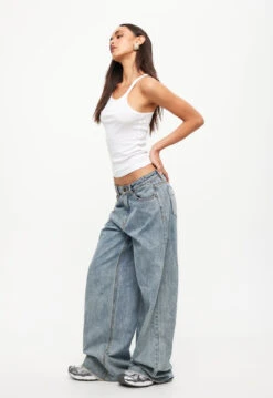 EIVISSA BAGGY JEAN - FADED DENIM