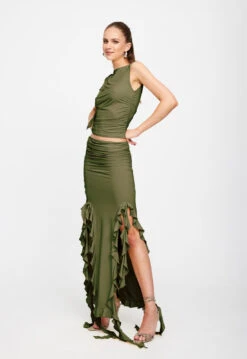 RENDEZVOUS SKIRT - OLIVE -Lionessfashion Shop 25 01 23 LIONESS ReShoots Serena RESHOOTS OLIVE 141922