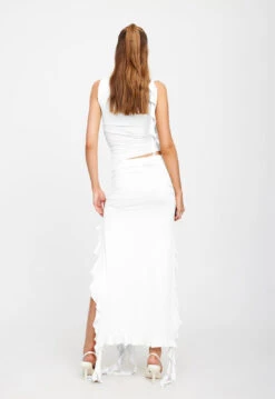 RENDEZVOUS SKIRT - WHITE -Lionessfashion Shop 25 01 23 LIONESS ReShoots Serena RESHOOTS 1244