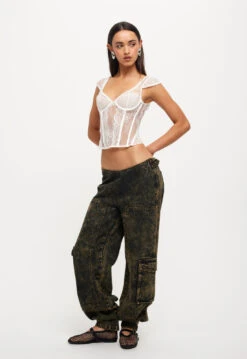 SOME LIKE IT HOT LACE CORSET - GHOST WHITE