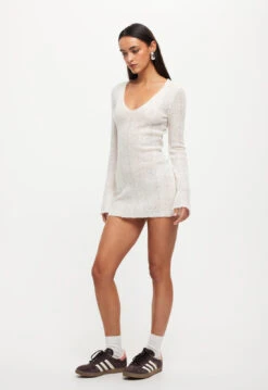 COYOTE KNIT DRESS - PORCELAIN -Lionessfashion Shop 25 08 23 LIONESS ReShoots RESHOOTS 788