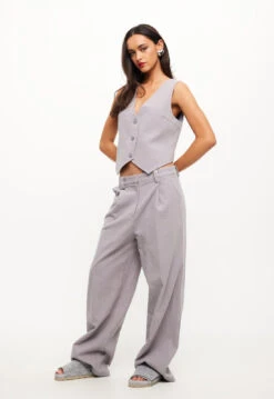 LEO VEST - RHODE -Lionessfashion Shop LB488 3 2308 RHODE LC160 12 2308 RHODE 8 6da1598b6c3a4cd9ba474b88d73c4342jpg 44351a52 e4bf 43ac ad8b 5803ac8bb9ea