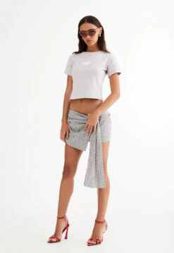 FUTURE TEE - GREY -Lionessfashion Shop LT860 4 2304 GREY LB597 1 2304 VINTAGE BLUE 9