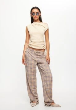 BOND CHECK PANT - CREAM -Lionessfashion Shop LT901 2309 LB663 2309 CREAM 1jpg 00b05266 365e 4f14 b4cb 2bd63e3e8723