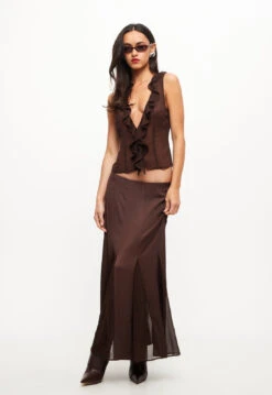 ROSE RUFFLE TOP - CHOCOLATE -Lionessfashion Shop LT912 2308 CHOCOLATE LB650 2308 CHOCOLATE 1jpg